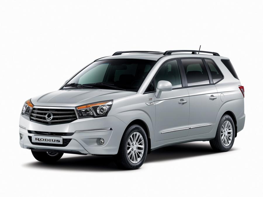  SsangYong Rodius 2013 года  (фото 1 из 12)